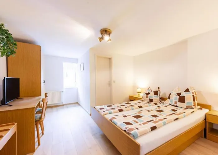 Ps Zur Sektkellerei Pensionat 3*